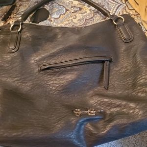 Jessica Simpson purse